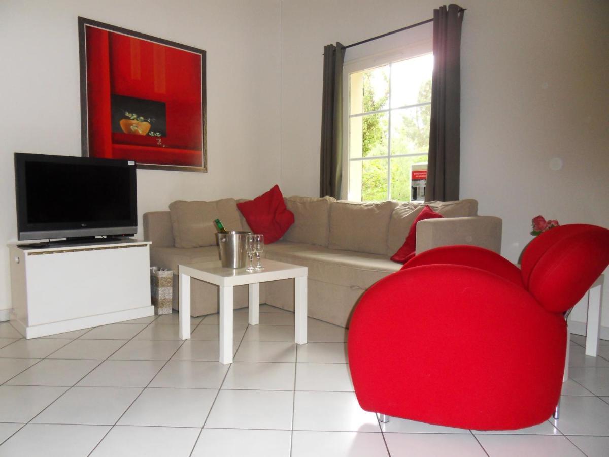 Etang Vallier Resort Brossac Ngoại thất bức ảnh